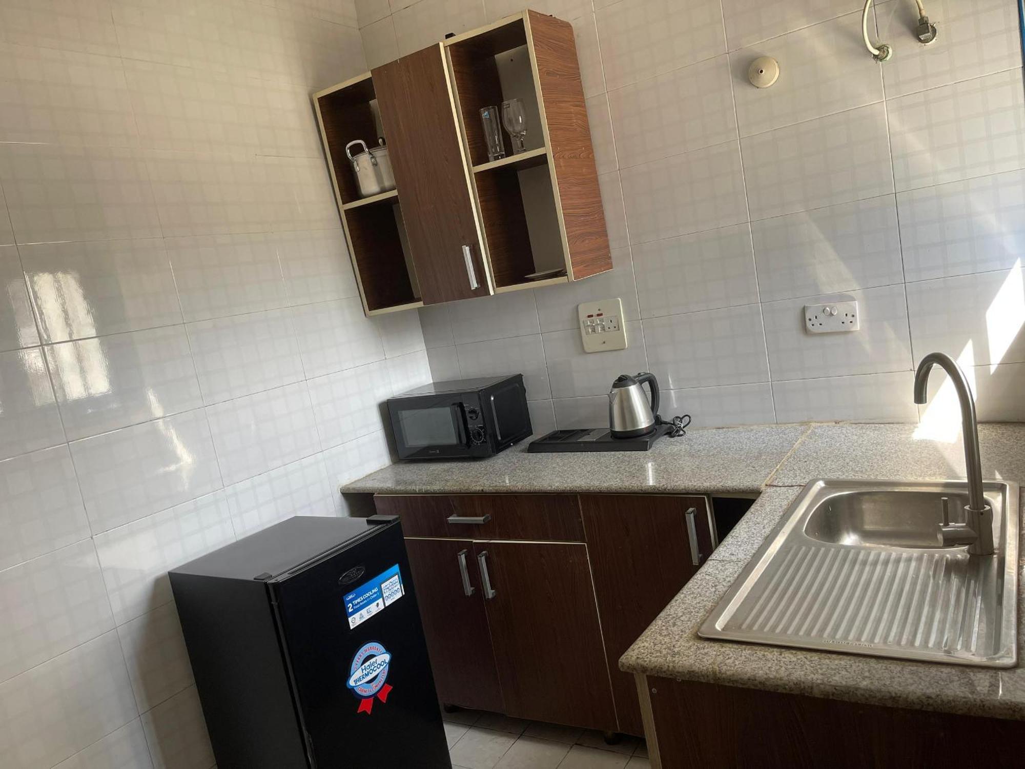 Aa Hotel And Suites Абуджа Экстерьер фото