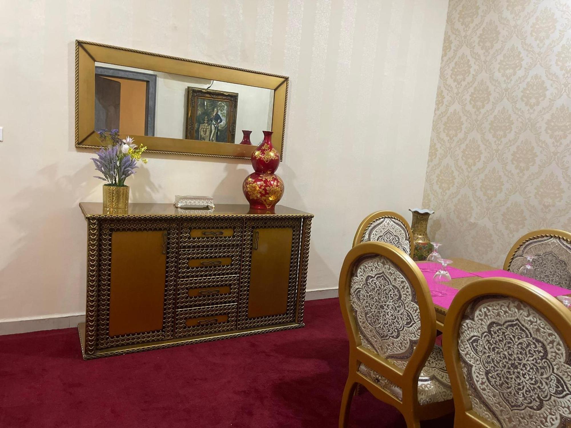 Aa Hotel And Suites Абуджа Экстерьер фото